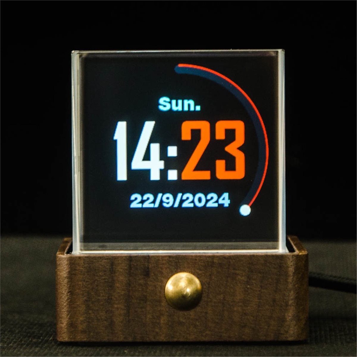 Tech Trend Accessories - [اتجاه 2026] شاشة كريستال كبيرة من