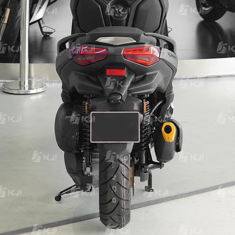 لياماها XMAX 300/250/125/400/T - مراجعة Xmax Tech Max Accessories وسعره